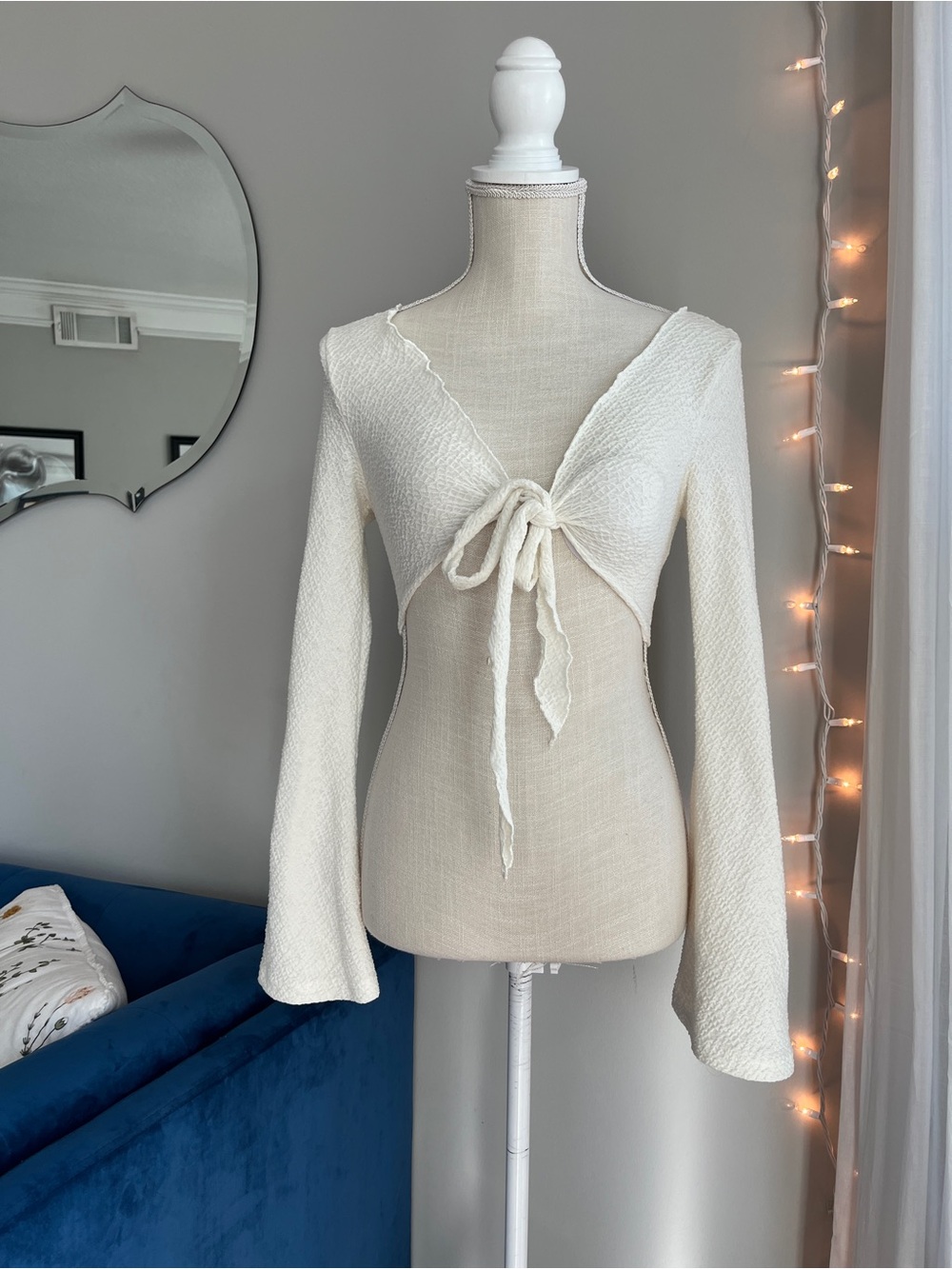 cream tie front bell sleeve top boho cover up patterned size small